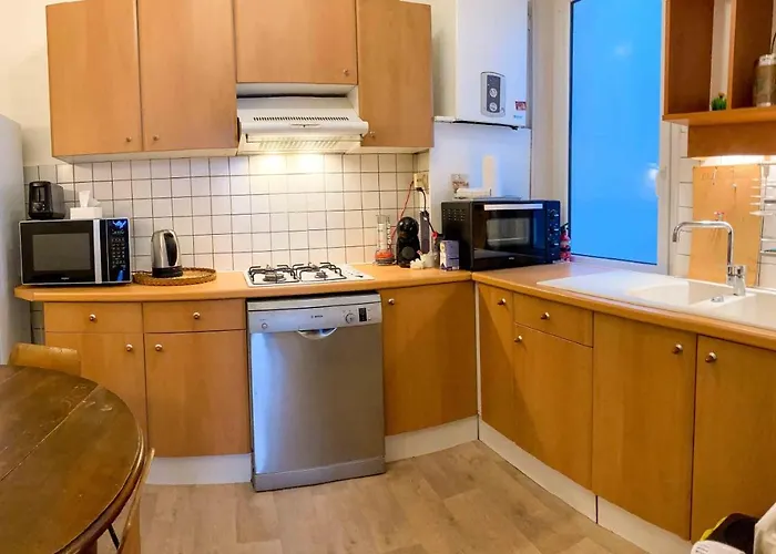 Apartment Le Campus Victoria I - Train Station & Isabey St - 70m2