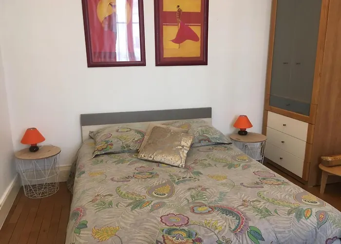 Le Campus Victoria I - Train Station & Isabey St - 70m2 Apartment *